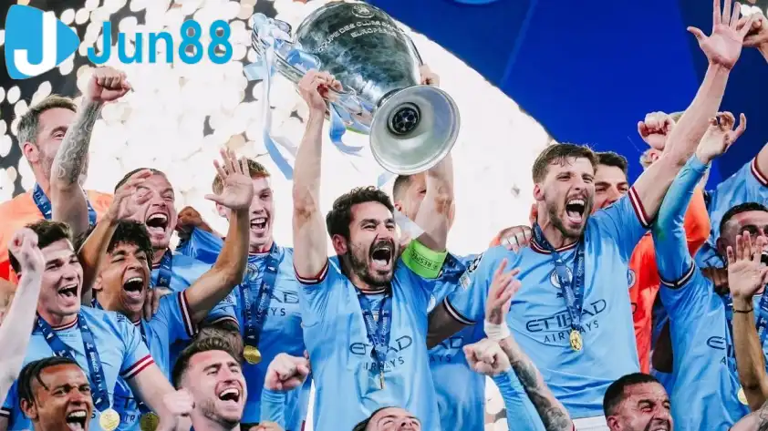 Khoảnh khắc huy hoàng của Gundogan cùng Man City. (Ảnh: Man City) Khoảnh khắc huy hoàng của Gundogan cùng Man City. (Ảnh: Man City)