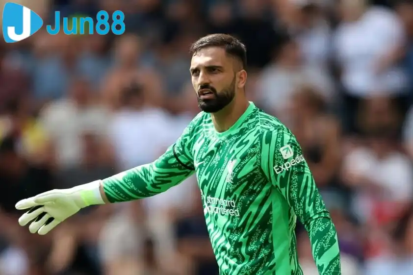 Mamardashvili sẽ là sự thay thế hoàn hảo cho Alisson (Ảnh: CLB) Mamardashvili sẽ là sự thay thế hoàn hảo cho Alisson (Ảnh: CLB)
