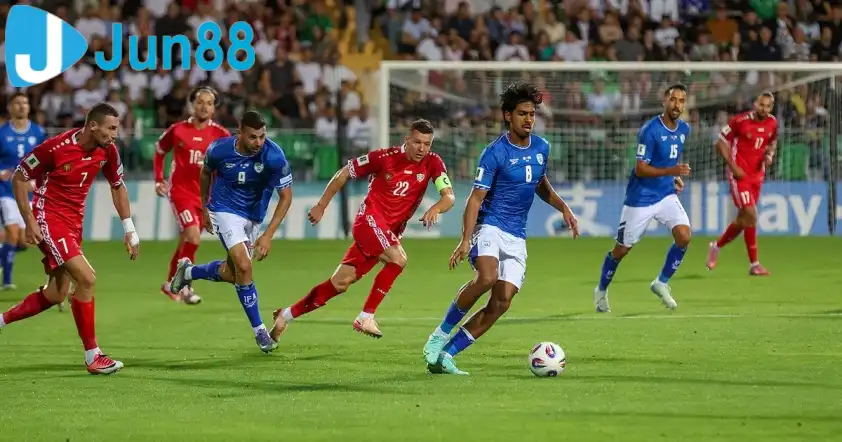 Với lợi thế sân nhà cùng đẳng cấp cao hơn, Israel được dự đoán sẽ có được chiến thắng. Với lợi thế sân nhà cùng đẳng cấp cao hơn, Israel được dự đoán sẽ có được chiến thắng.